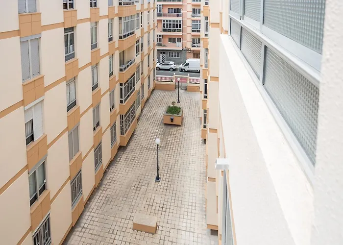 Flatguest Las Canteras Beach 10