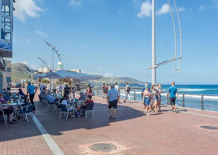 Flatguest Las Canteras Beach 10